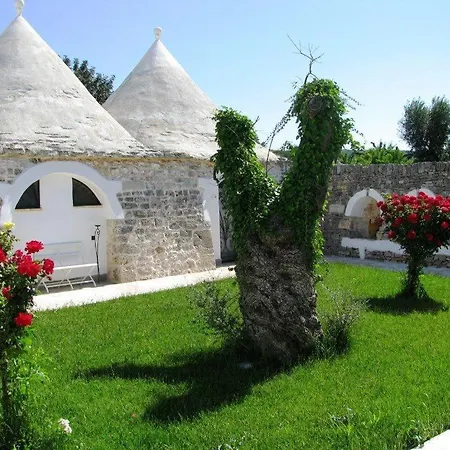 Masseria Quis Ut Deus Hotel 4*