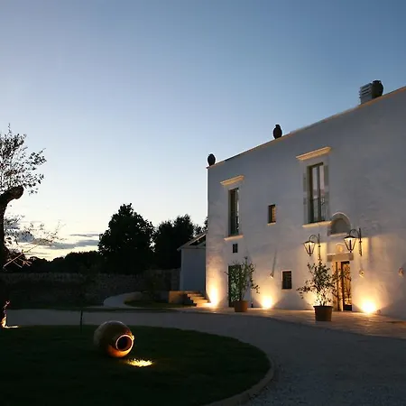 Hotel Masseria Quis Ut Deus 4*