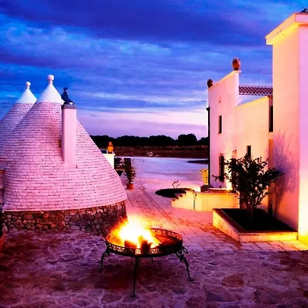 Masseria Quis Ut Deus Hotel 4*