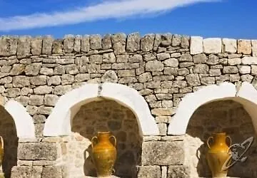 Masseria Quis Ut Deus 4* Crispiano